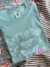 Load image into Gallery viewer, GIVE ME BUTTERFLIES TEE