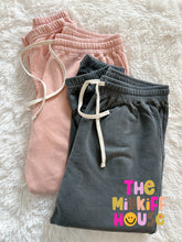 Load image into Gallery viewer, CC BRAND LIGHTWEIGHT SWEATPANTS