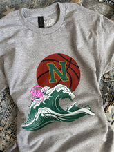 Load image into Gallery viewer, NARROWS GYM BASKETBALL ART TEE