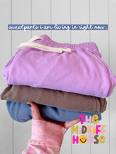 Load image into Gallery viewer, SALE! CC BRAND LIGHTWEIGHT SWEATPANTS
