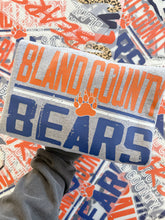 Load image into Gallery viewer, BEARS RETRO BLOCK CREWNECK
