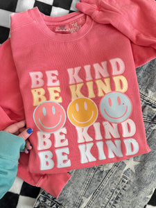 BE KIND CREWNECK