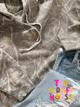 Load image into Gallery viewer, THE BEST CAMO HOODIE
