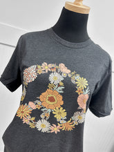 Load image into Gallery viewer, FLOWER POWER TEE
