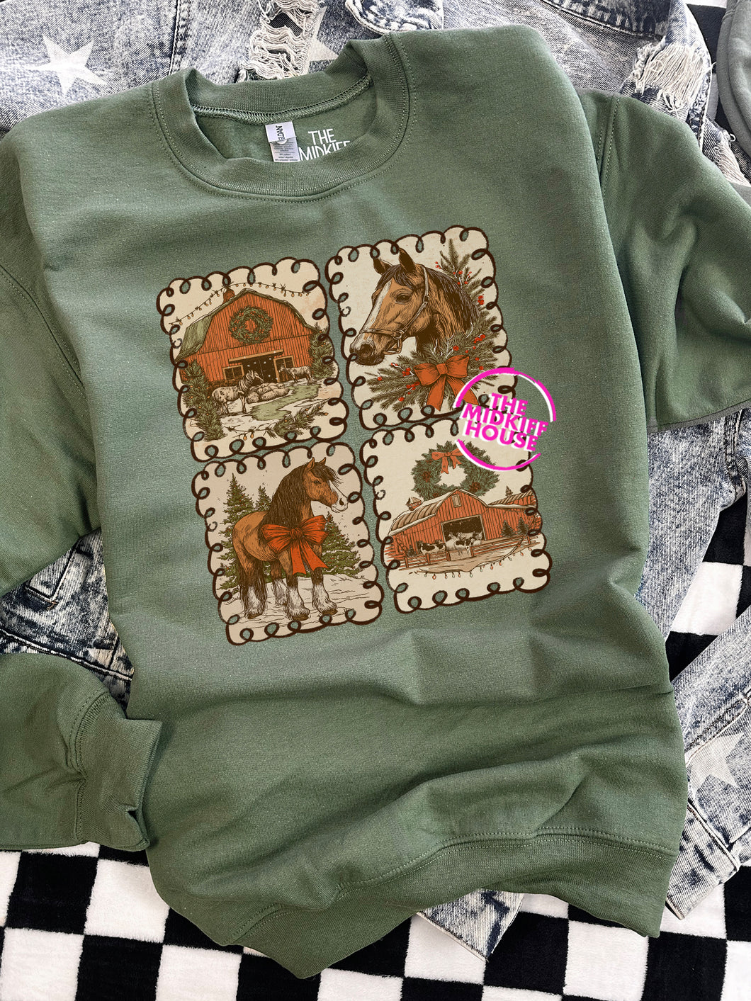 CHRISTMAS ON THE FARM CREWNECK