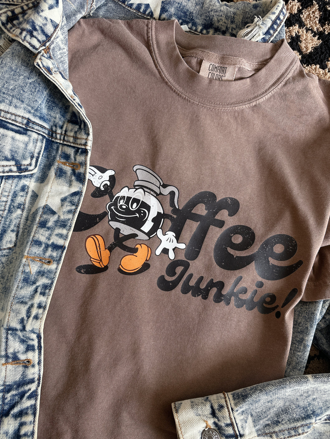 COFFEE JUNKIE TEE