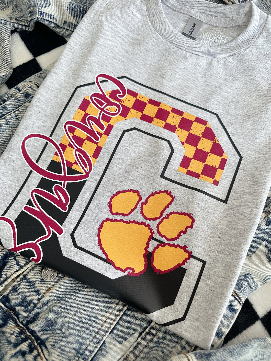 COUGARS CHECKERBOARD INITIAL TEE