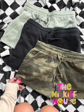 Load image into Gallery viewer, FAVE FLEECE SHORTS
