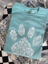 Load image into Gallery viewer, FLORAL PAW PRINT TEE
