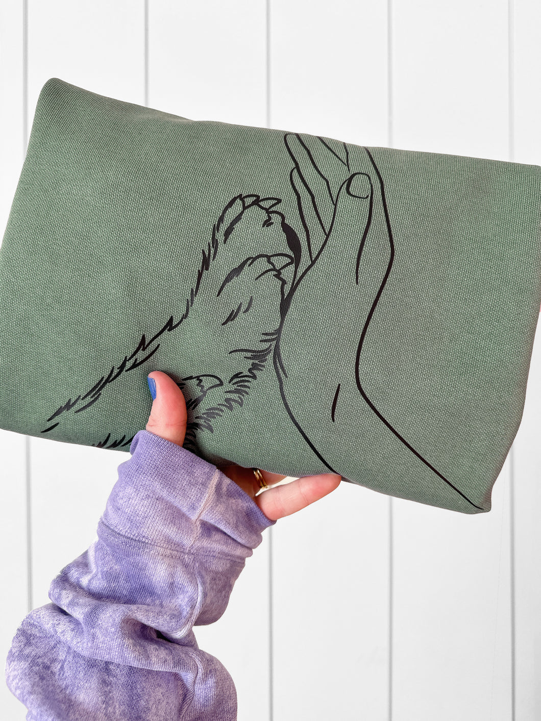FURRY HIGH FIVE TEE