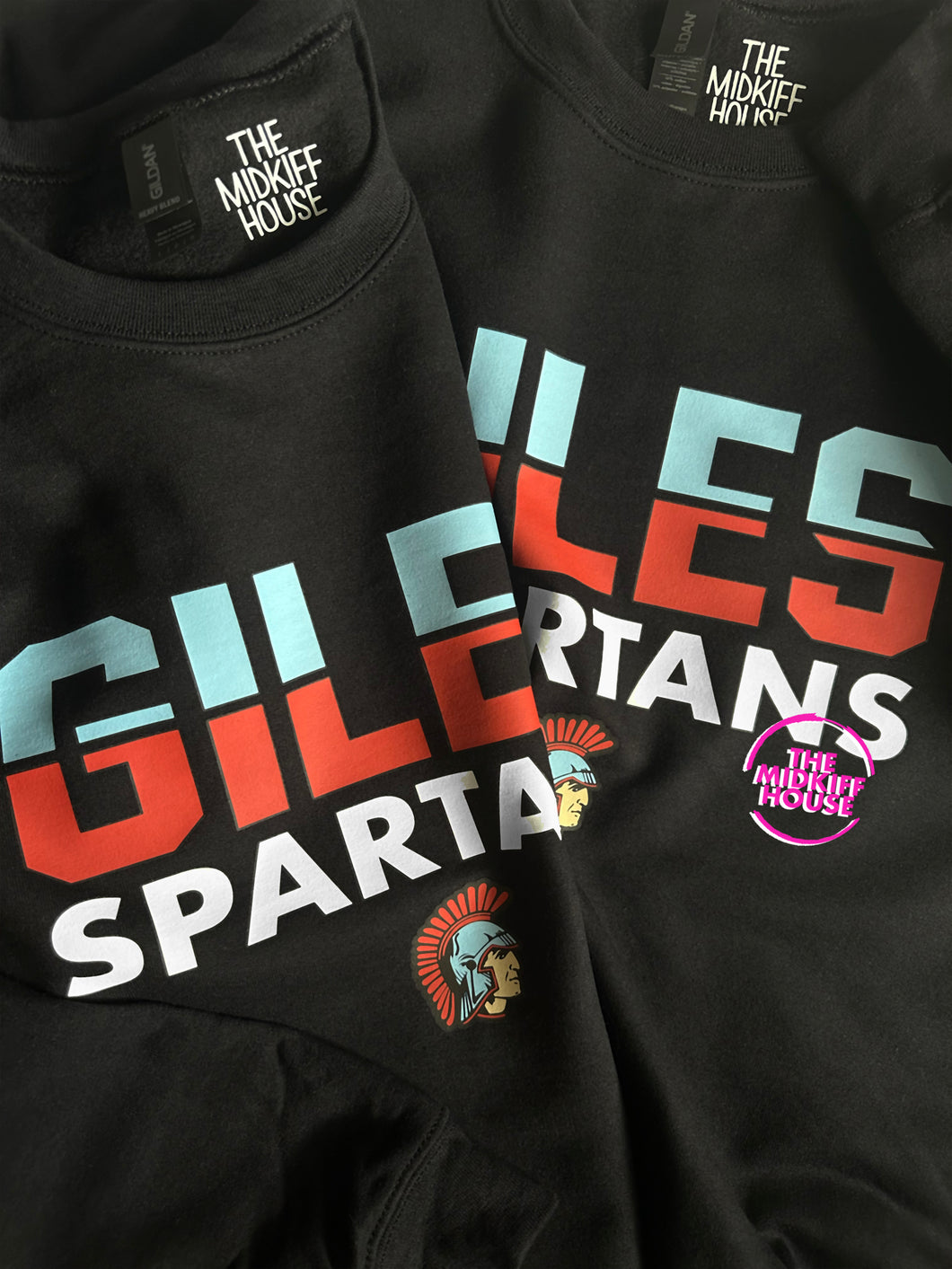 GILES SPLIT CREWNECK