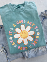 Load image into Gallery viewer, GOOD DAY HAPPY DAISY TEE
