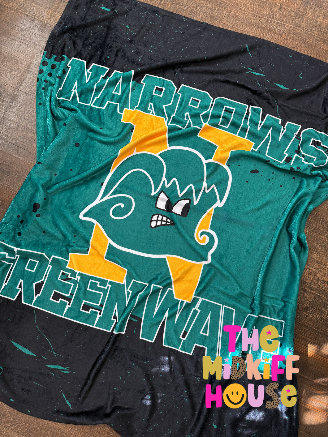 SALE! GREEN WAVE CLASSIC GAME DAY BLANKET