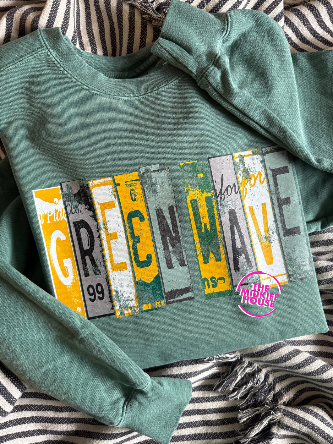 GREEN WAVE LICENSE PLATE CREWNECK