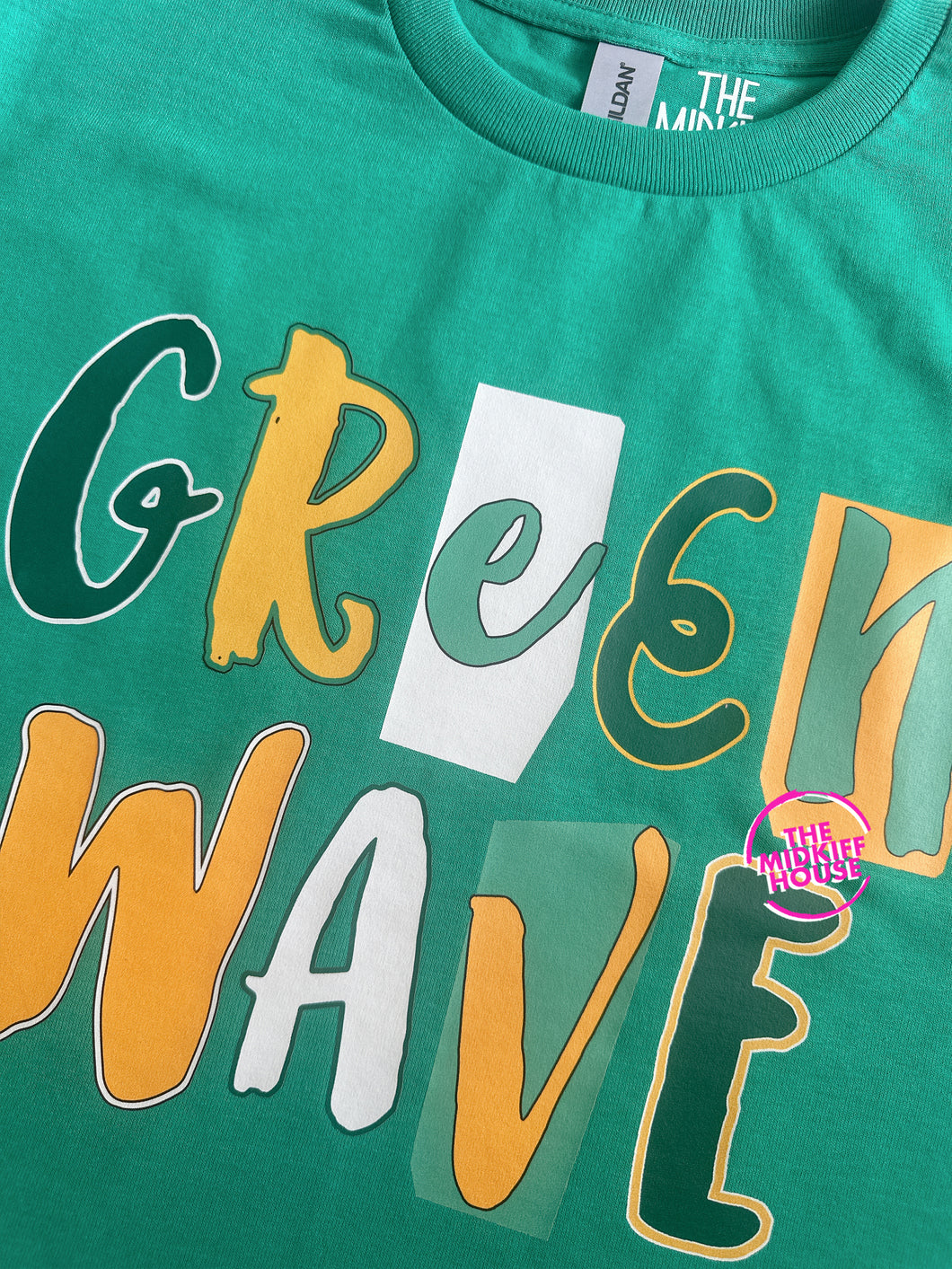 GREEN WAVE HAPPY CUT-OUTS TEE