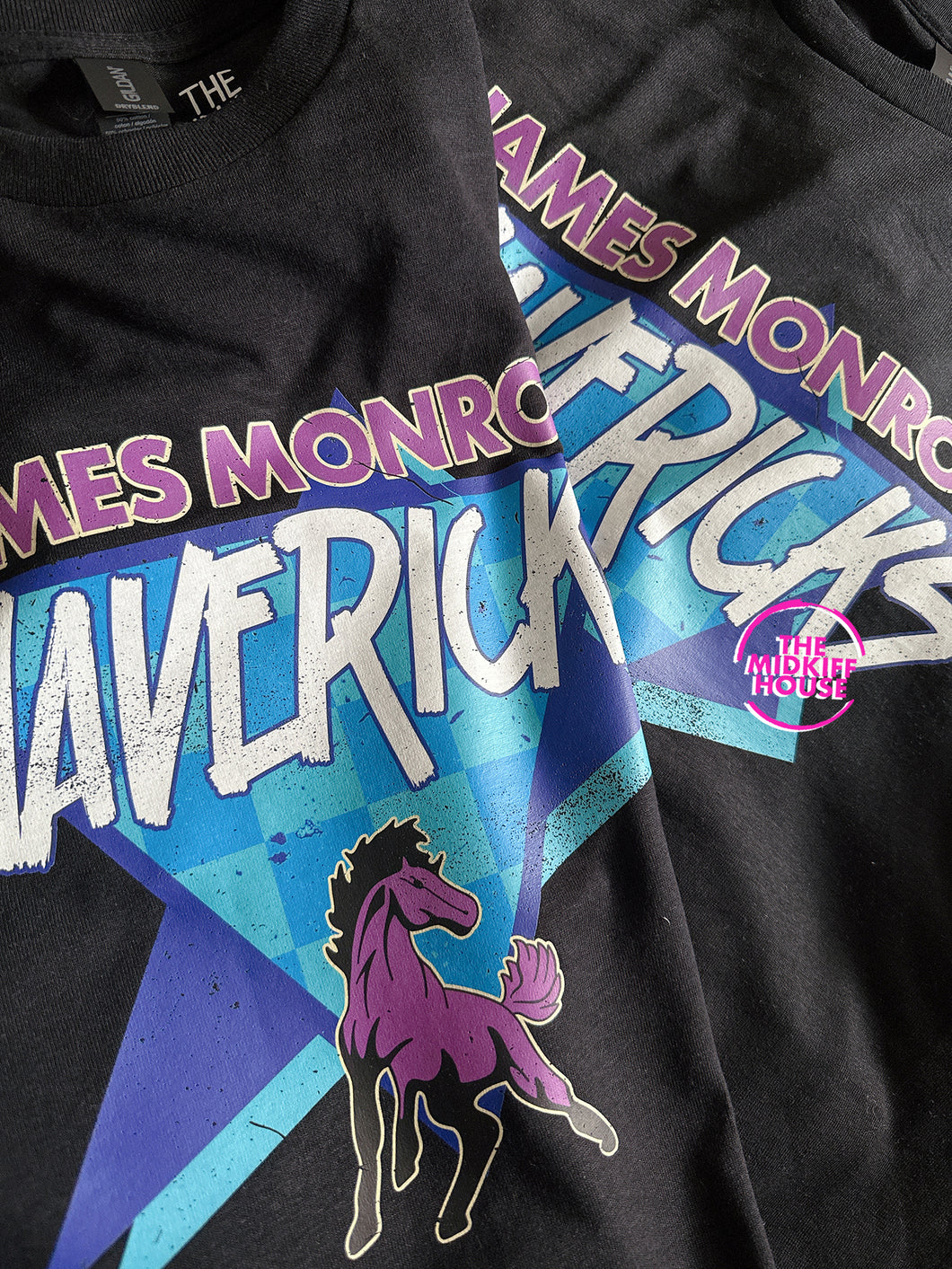RETRO FUN MAVERICKS TEE