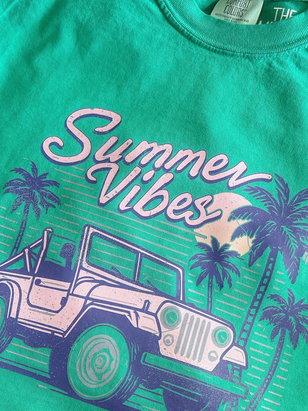 SUMMER VIBES TEE