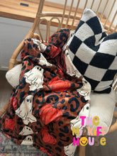 Load image into Gallery viewer, SALE! GHOSTIE LEOPARD BLANKET
