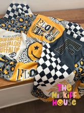 Load image into Gallery viewer, SALE! BUFFALOES PATCHES BLANKET
