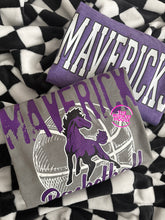 Load image into Gallery viewer, MAVERICK BASKETBALL VINTAGE STAMP TEE
