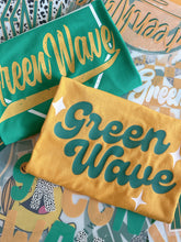 Load image into Gallery viewer, SALE! GREEN WAVE RETRO STARS TEE
