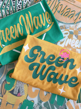 Load image into Gallery viewer, SALE! GREEN WAVE RETRO STARS TEE
