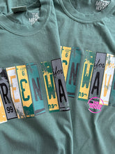 Load image into Gallery viewer, GREEN WAVE LICENSE PLATE TEE
