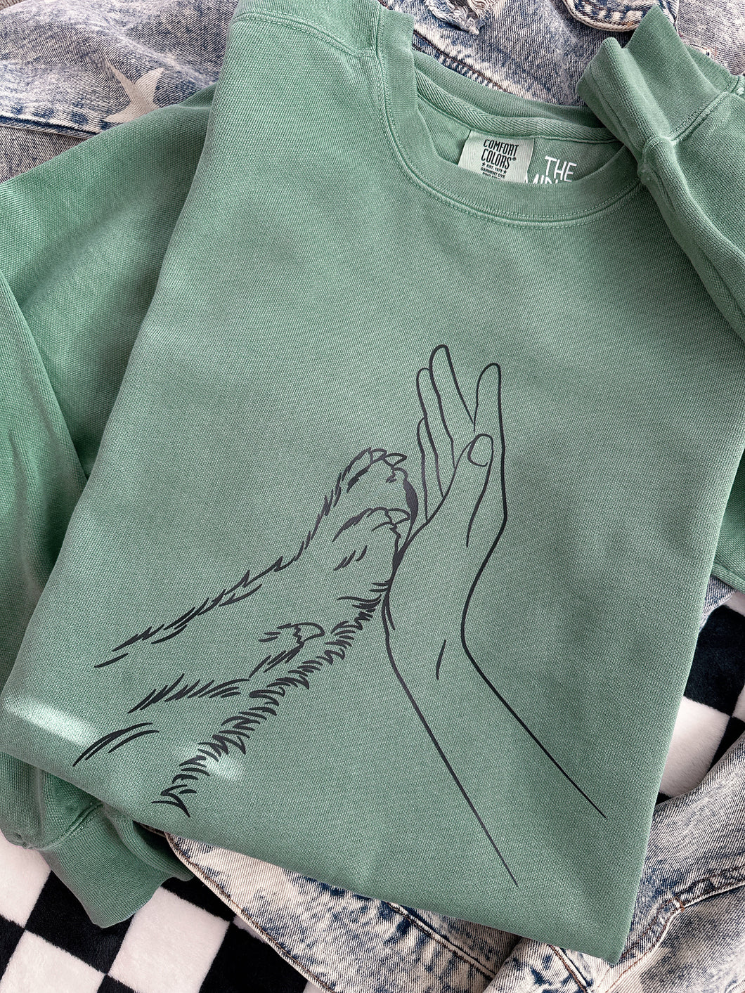 FURRY HIGH FIVE CREWNECK