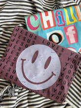 Load image into Gallery viewer, JESUS LOVES YOU SMILE TEE
