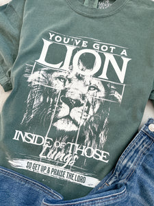 LION INSIDE TEE