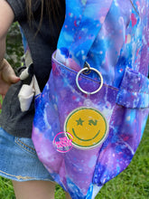 Load image into Gallery viewer, IN-STOCK! NARROWS SMILE KEYCHAIN

