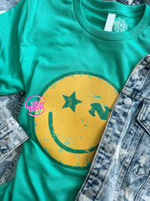 Load image into Gallery viewer, NARROWS SMILE TEE (CLEARANCE)
