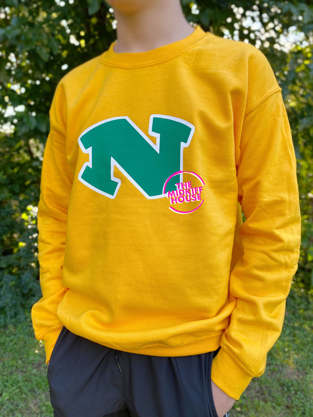 CLASSIC N LOGO CREWNECK (GOLD)