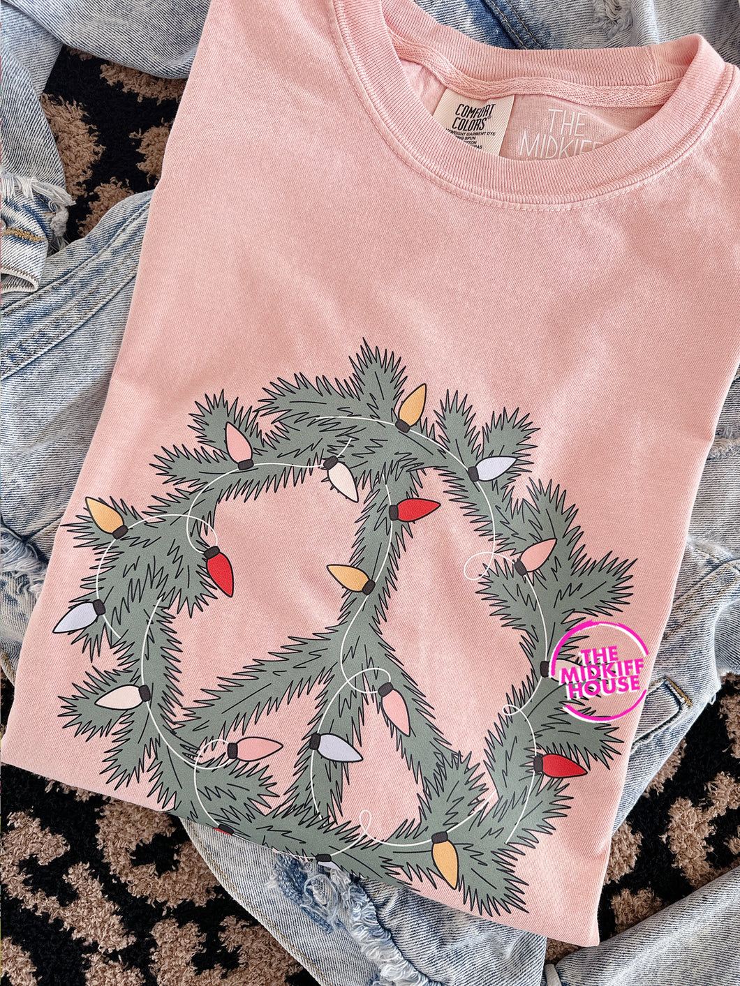 PEACE SIGN WREATH TEE
