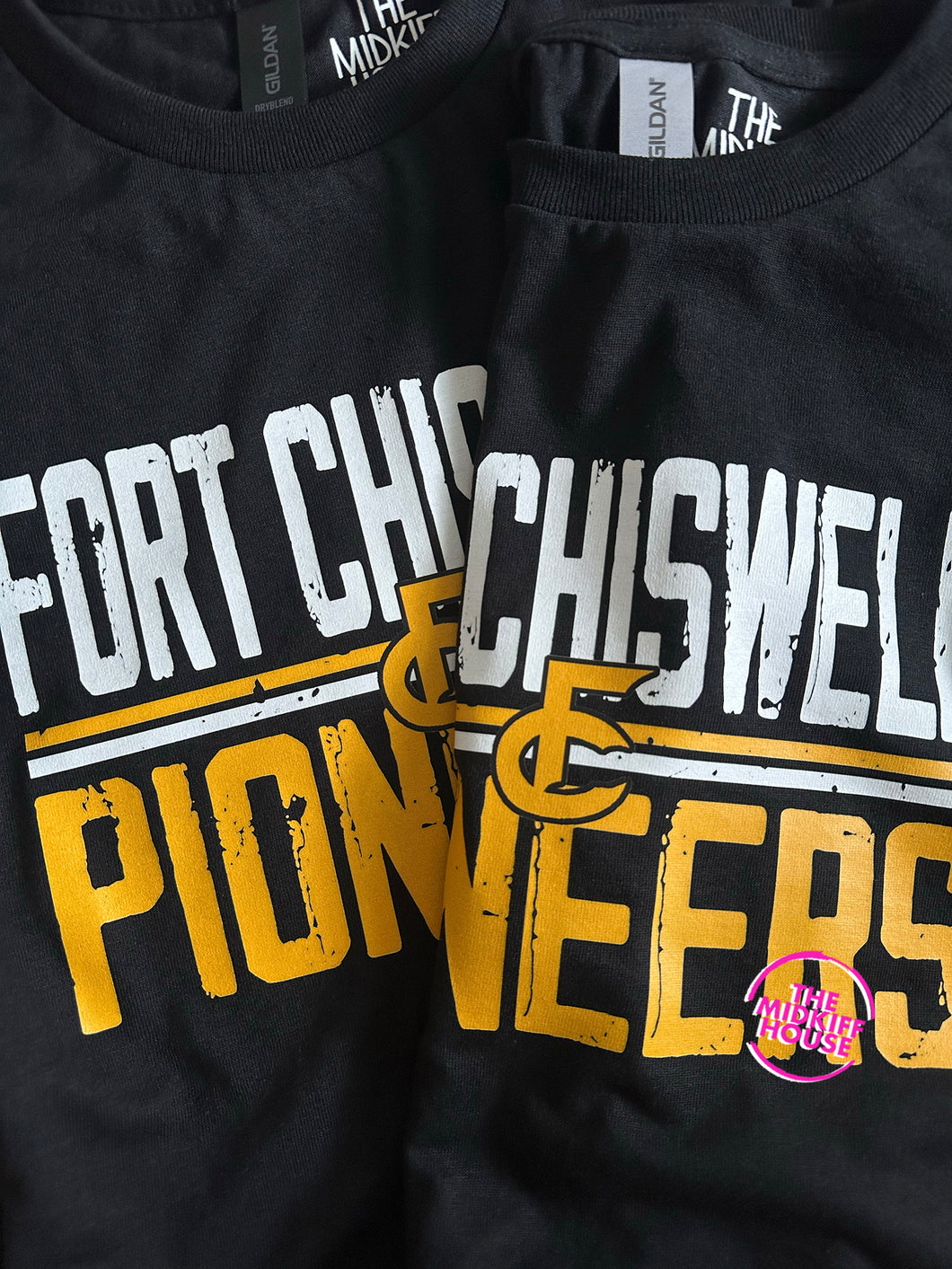 PIONEERS RETRO BLOCK TEE