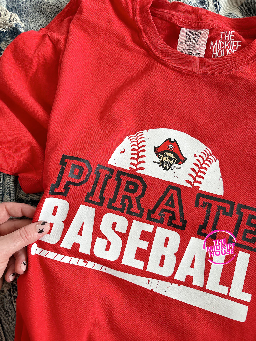 PIRATE BASEBALL GRUNGE TEE