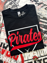 Load image into Gallery viewer, PIRATES VINTAGE PLATE TEE
