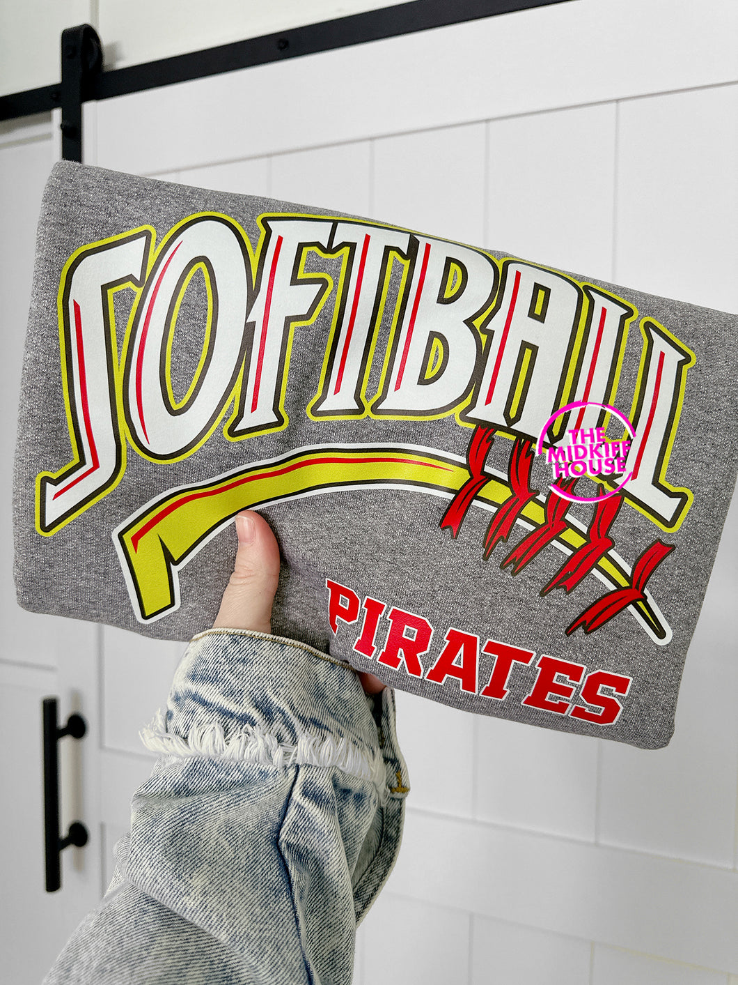 PIRATES SOFTBALL STITCHES CREWNECK