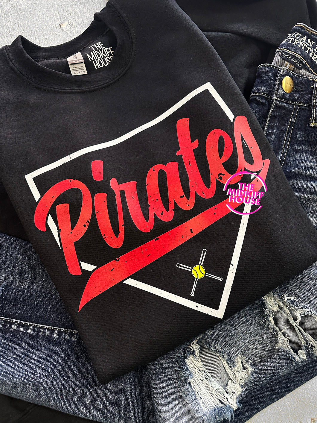 PIRATES SOFTBALL VINTAGE PLATE CREWNECK
