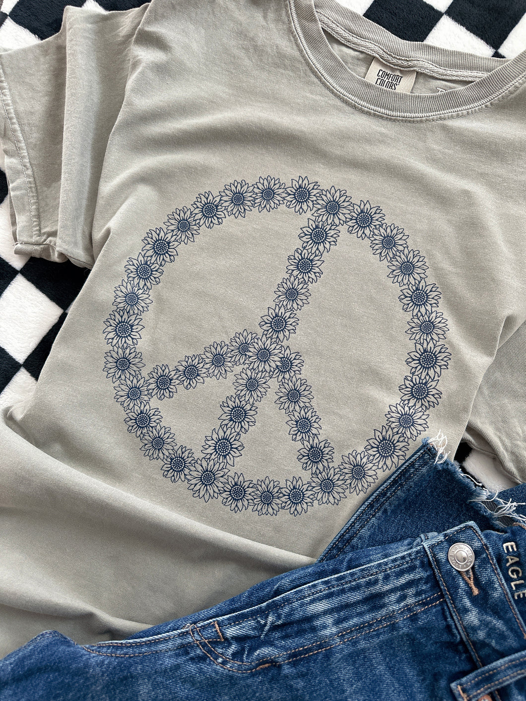 PEACE SIGN SUNFLOWERS TEE