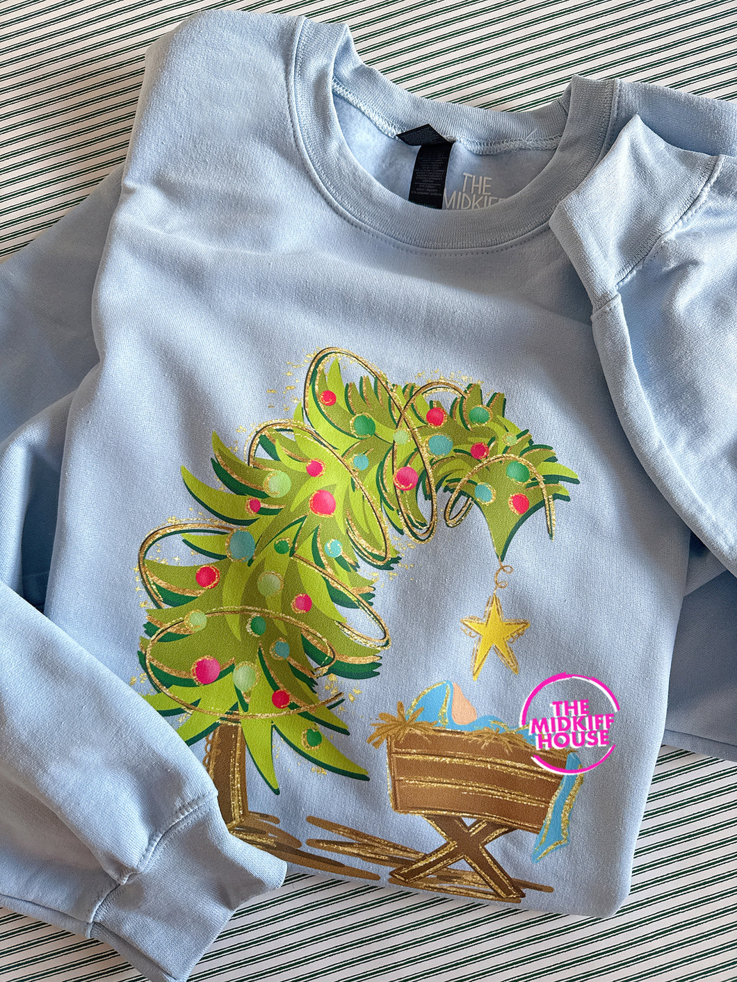 MANGER CHRISTMAS TREE CREWNECK