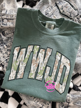 Load image into Gallery viewer, WWJD CAMO ARCH TEE
